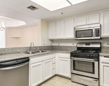 4755 Templeton Street - Photo Thumbnail 3