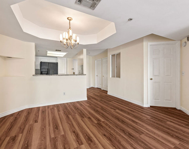 4755 Templeton Street - Photo Thumbnail 11