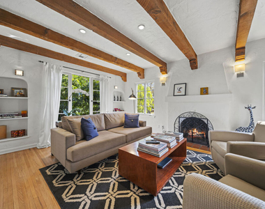 837 N Harper Avenue - Photo Thumbnail 48