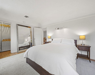 837 N Harper Avenue - Photo Thumbnail 25