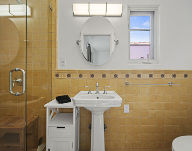 837 N Harper Avenue - Photo Thumbnail 20