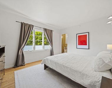 837 N Harper Avenue - Photo Thumbnail 16
