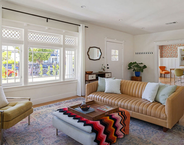 137 E Avenue 43 - Photo Thumbnail 3