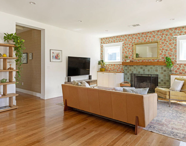 137 E Avenue 43 - Photo Thumbnail 13