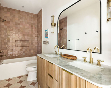 137 E Avenue 43 - Photo Thumbnail 16