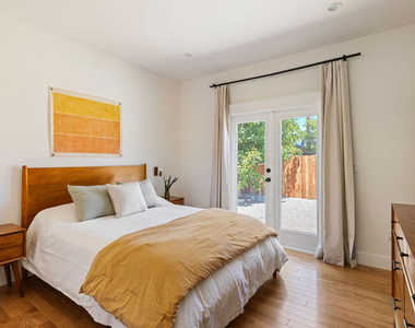 137 E Avenue 43 - Photo Thumbnail 19