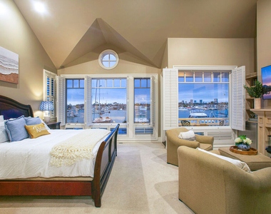 421 E Edgewater Avenue - Photo Thumbnail 41