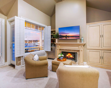 421 E Edgewater Avenue - Photo Thumbnail 43