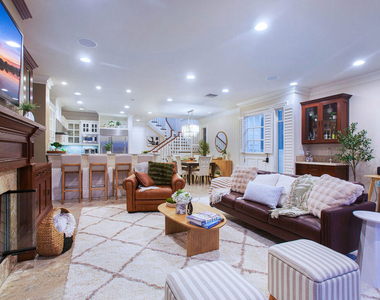 421 E Edgewater Avenue - Photo Thumbnail 19