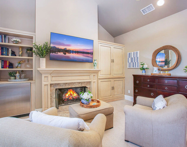 421 E Edgewater Avenue - Photo Thumbnail 39