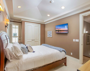 421 E Edgewater Avenue - Photo Thumbnail 52