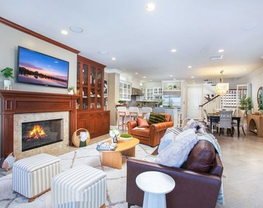 421 E Edgewater Avenue - Photo Thumbnail 26