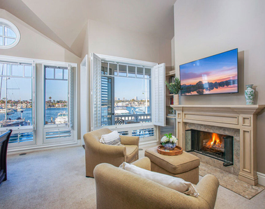 421 E Edgewater Avenue - Photo Thumbnail 33