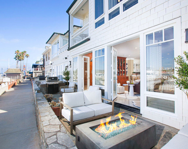 421 E Edgewater Avenue - Photo Thumbnail 11