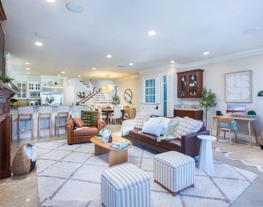 421 E Edgewater Avenue - Photo Thumbnail 27