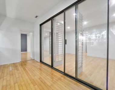 11939 Gorham Avenue - Photo Thumbnail 29