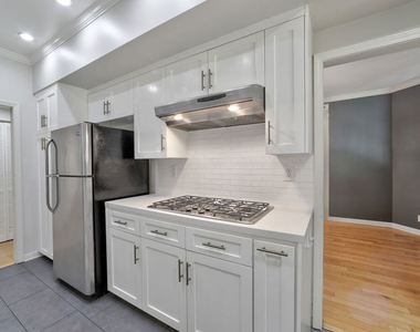 11939 Gorham Avenue - Photo Thumbnail 19