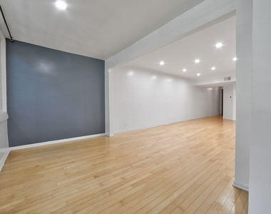 11939 Gorham Avenue - Photo Thumbnail 14