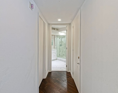 1875 S Beverly Glen Boulevard - Photo Thumbnail 13