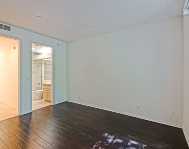 1875 S Beverly Glen Boulevard - Photo Thumbnail 26