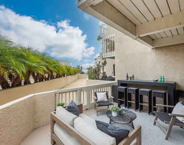 7301 Vista Del Mar - Photo Thumbnail 11