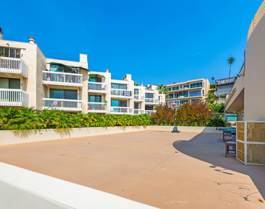 7301 Vista Del Mar - Photo Thumbnail 30