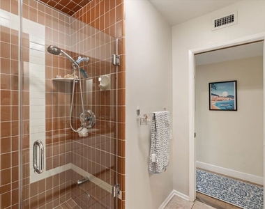 4927 Bellaire Avenue - Photo Thumbnail 24