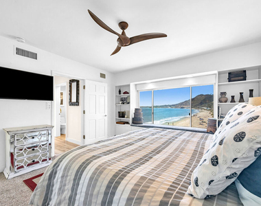25444 Malibu Road - Photo Thumbnail 4