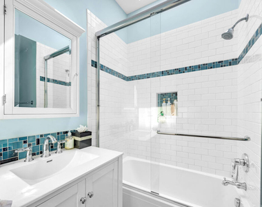 25444 Malibu Road - Photo Thumbnail 14