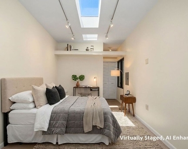 9001 Rosewood Avenue - Photo Thumbnail 38