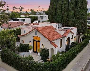 9001 Rosewood Avenue - Photo Thumbnail 47