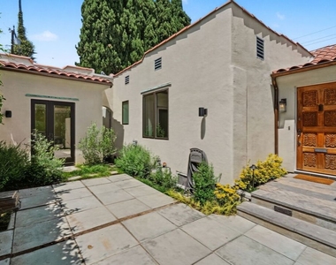 9001 Rosewood Avenue - Photo Thumbnail 35