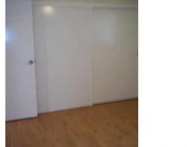 930 Ebony Ave - Photo Thumbnail 4