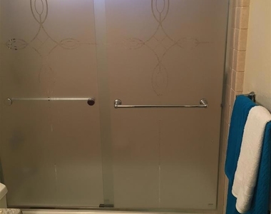 1460 W Oliver Avenue - Photo Thumbnail 15