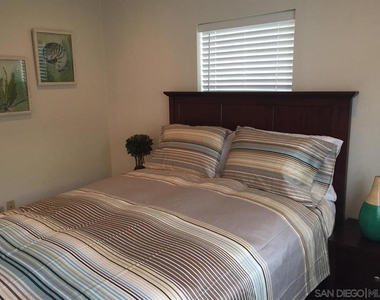 1460 W Oliver Avenue - Photo Thumbnail 12