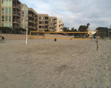 1460 W Oliver Avenue - Photo Thumbnail 18