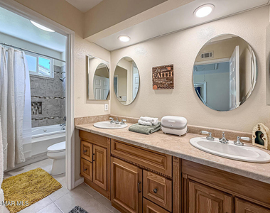 2111 Peak Place - Photo Thumbnail 31