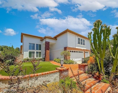 2111 Peak Place - Photo Thumbnail 61