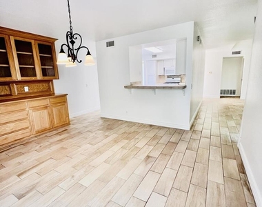 937 Shadow Lake Drive - Photo Thumbnail 9