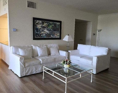 899 Island Drive - Photo Thumbnail 5