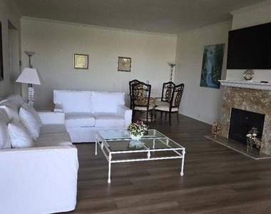 899 Island Drive - Photo Thumbnail 6