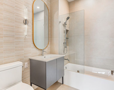 38-38 32nd St 11101 - Photo Thumbnail 6