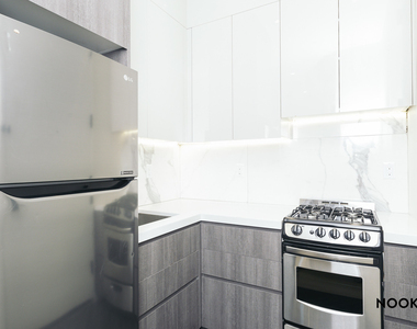 194 S 2nd St 11211 - Photo Thumbnail 1
