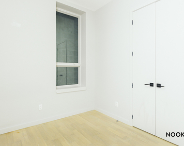 194 S 2nd St 11211 - Photo Thumbnail 3