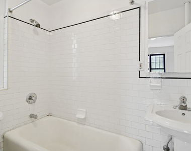 West 10th Street - Photo Thumbnail 1