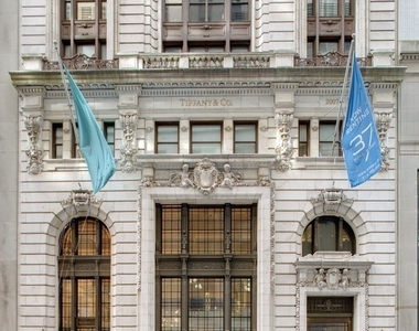 37 Wall Street - Photo Thumbnail 11