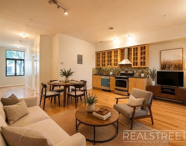 18 Goodwin Place - Photo Thumbnail 1