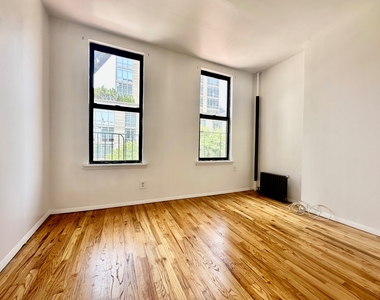 401 East 91st Street - Photo Thumbnail 13
