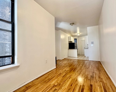 401 East 91st Street - Photo Thumbnail 5