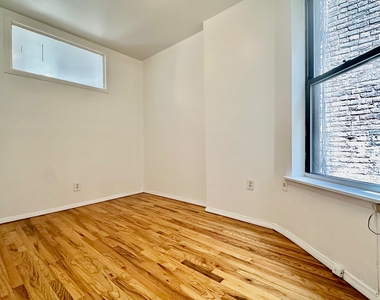 401 East 91st Street - Photo Thumbnail 9